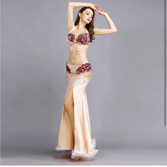 Belly Dancing Nude Dress - Picture 6 of 9